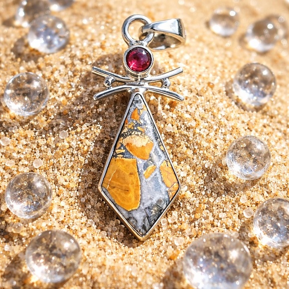 NEW! Maligano Jasper & Garnet Necklace - Picture 5 of 9